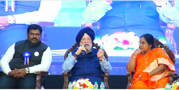 देश 7.5% की आर्थिक वृद्धि के साथ आगे बढ़ रहा है: केंद्रीय मंत्री हरदीप सिंह पुरी