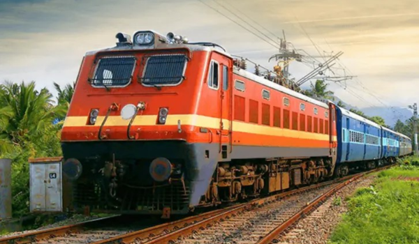 Indian Railways runs 244 special trains for Mauni Amavasya, carrying over 4.5 Lakh passengers