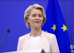 ভাৰত ভ্ৰমণলৈ অহা ইউৰোপীয় আয়োগৰ সভানেত্ৰী উছুলা ভ’ন দাৰ লেয়ন দিল্লীত উপস্থিত