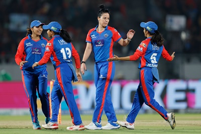 WPL: Delhi Capitals defeats Royal Challengers Bengaluru by 7 wickets in Vadodara