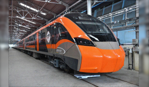 वंदेभारत स्लीपर ट्रेन के पहले परिचालन को यात्रियों से मिली सकारात्मक प्रतिक्रिया