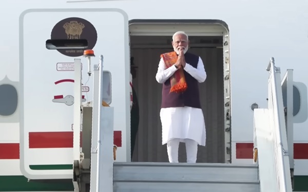 PM Modi embarks on 2-day visit to Malaysia; Both countries to focus on advancing cooperation in defence, security & economic linkages