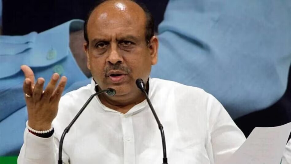 युवाओं का नागरिक लोकतंत्र की जीवंत संस्थाओं के साथ जुड़ना, राष्ट्र की निरंतर संवैधानिक यात्रा का हिस्सा: दिल्ली विधानसभा अध्यक्ष