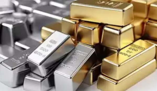 Indian bullion market: Gold slips 1.1 per cent, silver drops 3.6 per cent