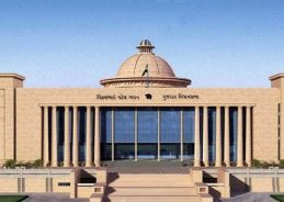 Budget session of Gujarat assembly commences with address of Governor Acharya Devvrat 