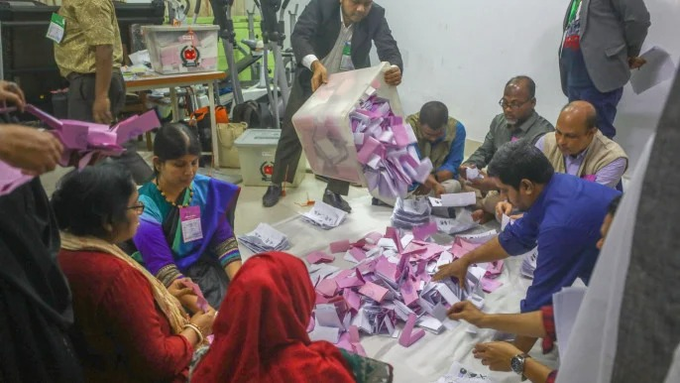 बांग्लादेश नेशनलिस्‍ट पार्टी ने 13वें राष्‍ट्रीय चुनाव में जीत हासिल करते हुए दो-तिहाई बहुमत का आंकड़ा पार किया