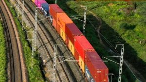 रेलवे में थोक सीमेंट ढुलाई क्षमता बढ़ाने के लिए किए गए सुधारों के परिणाम सकारात्मक