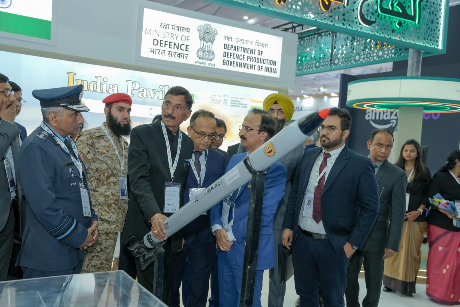 रक्षा राज्य मंत्री संजय सेठ के नेतृत्व में भारतीय प्रतिनिधिमंडल ने रियाद में तीसरी विश्व रक्षा प्रदर्शनी में भाग लिया