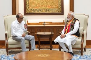 मणिपुर के मुख्यमंत्री युम्नाम खेमचंद ने नई दिल्ली में प्रधानमंत्री नरेन्द्र मोदी से मुलाकात की