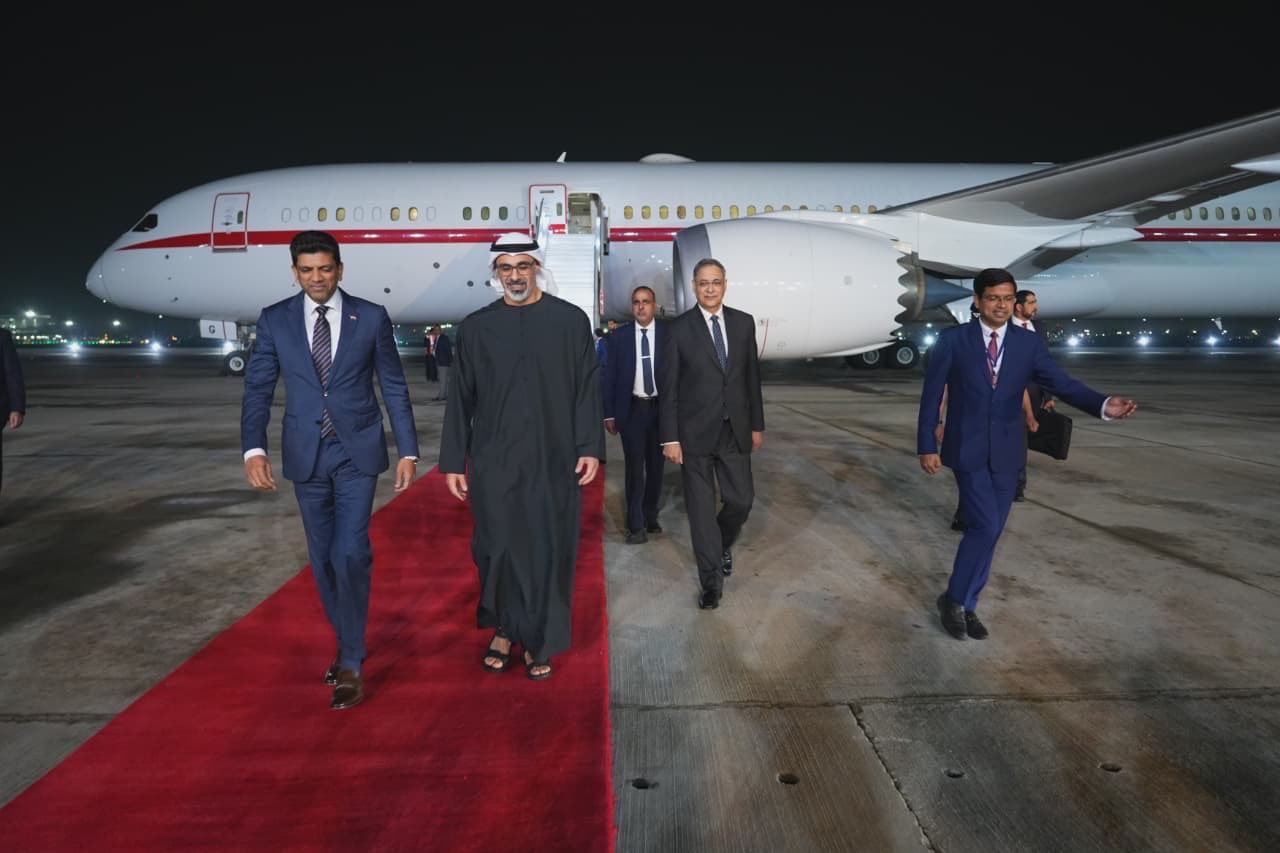 अबू धाबी के युवराज शेख खालिद बिन मोहम्मद बिन जायद अल नाहयान इंडिया एआई इम्पैक्ट समिट में शामिल होने नई दिल्ली पहुंचे