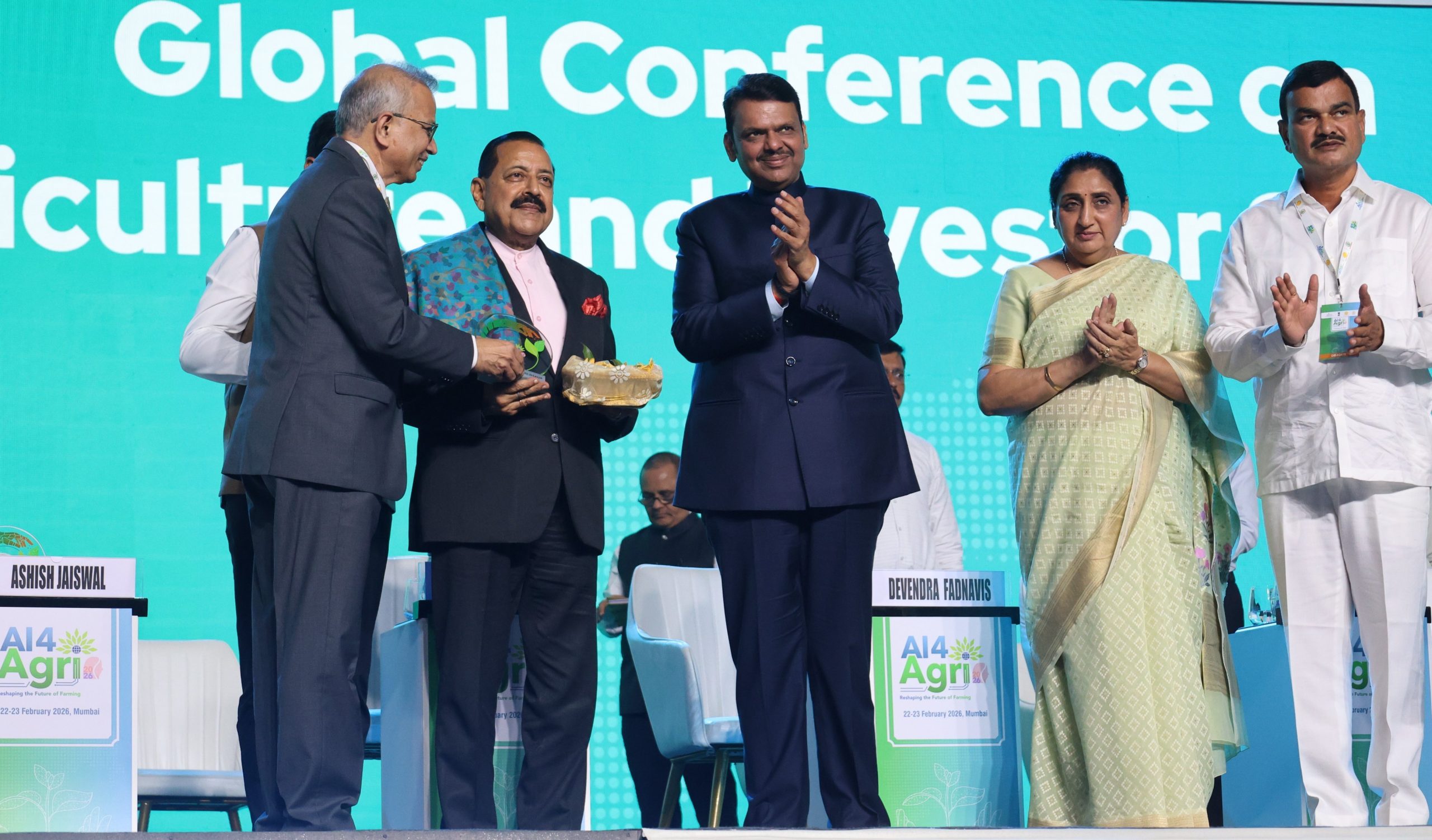 प्रौद्योगिकी राज्य मंत्री जितेंद्र सिंह मुंबई में एआई4 एग्री 2026 शिखर सम्मेलन में शामिल हुए