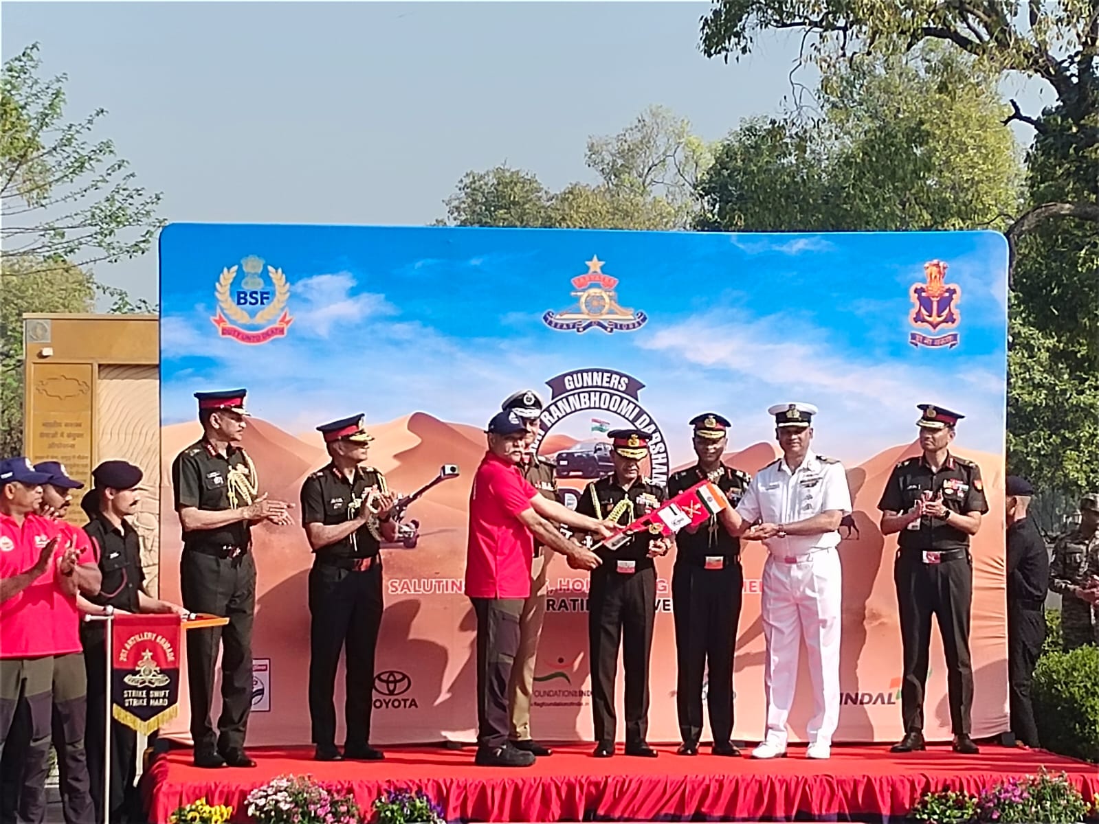 COAS General Upendra Dwivedi flags off the culmination ceremony of Bharat RannBhoomi Darshan
