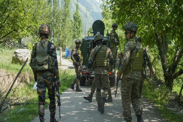 J&K:  two Pak terrorists killed in encounter