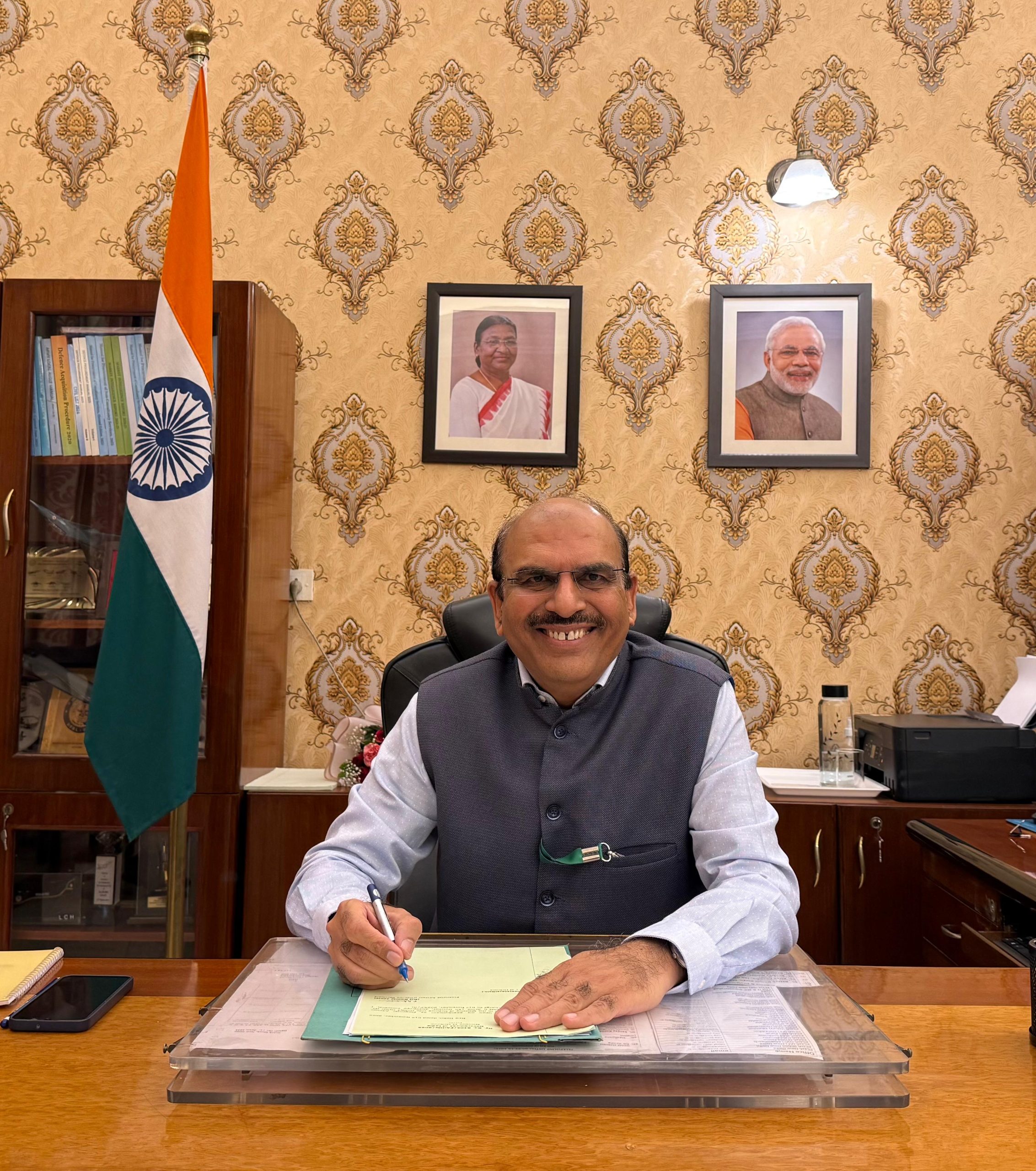 रक्षा बजट में बढ़ोतरी से सशस्त्र बलों की युद्ध क्षमता और रणनीतिक स्वायत्तता मजबूत होगी: रक्षा सेवा वित्तीय सलाहकार राज कुमार अरोडा