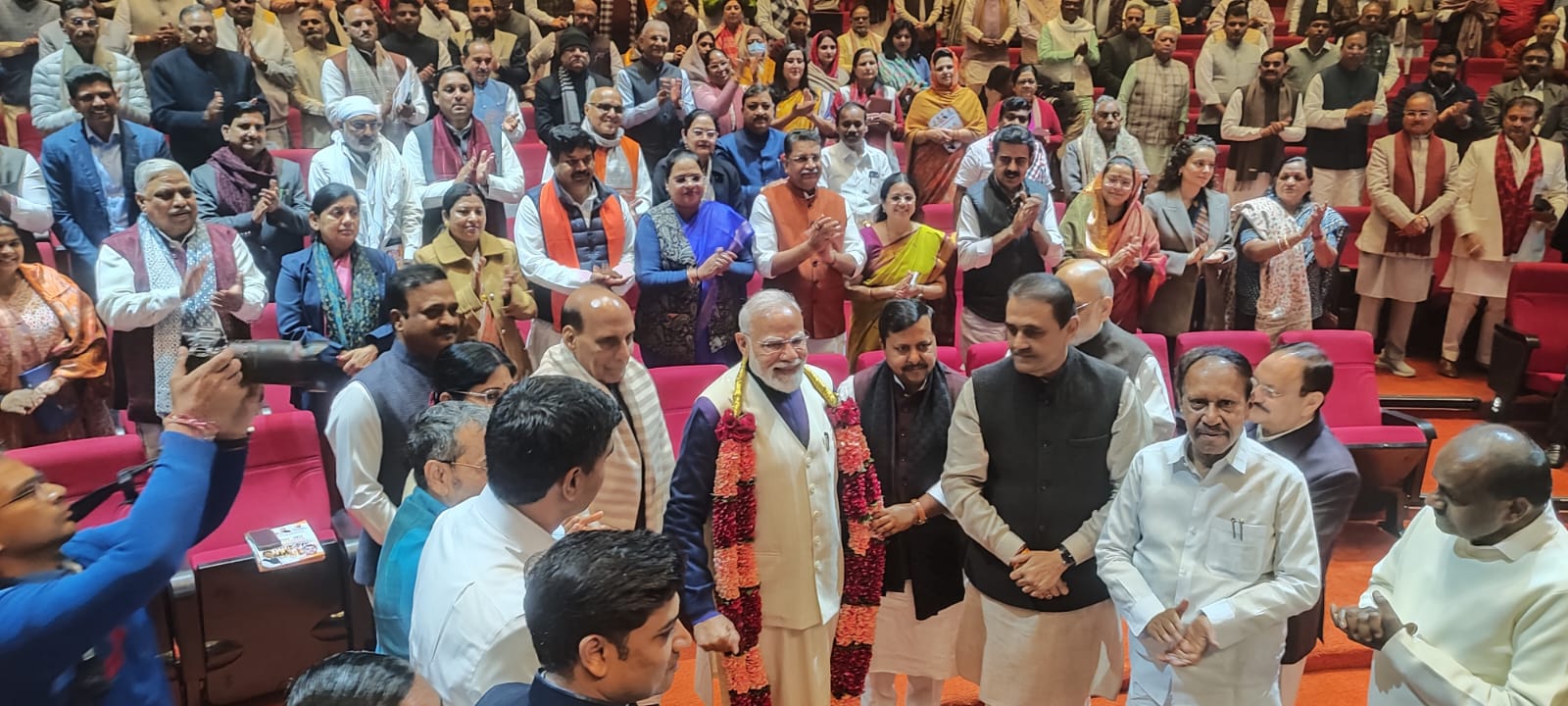 NDA MPs felicitate Prime Minister Narendra Modi for landmark India-US trade deal