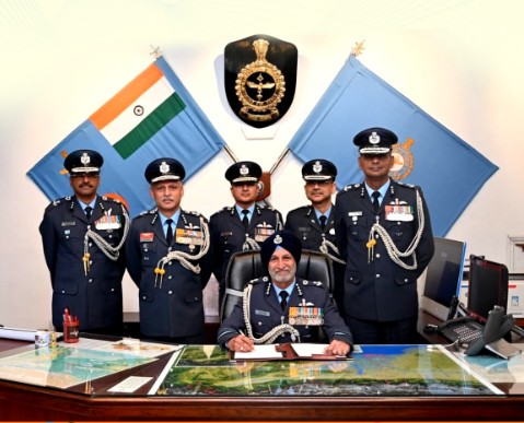 Air Marshal Inderpal Singh Walia Assumes Charge as AOC-in-Chief, Eastern Air Command