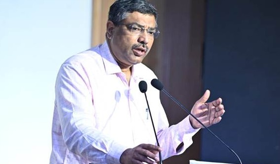 इंडिया एआई इम्पैक्ट शिखर सम्मेलन दूसरे दिन जन-केंद्रित एआई पर मंथन: सूचना प्रौद्योगिकी मंत्रालय सचिव एस. कृष्णन