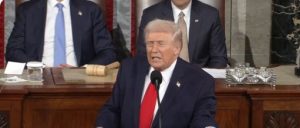 अमरीका फिर से मजबूत हुआ है और पहले से कहीं अधिक समृद्ध और शक्तिशाली है: अमरीकी राष्ट्रपति डोनाल्ड ट्रम्प