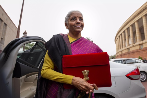 Union Ministers hail Union Budget, terming it to be growth and development-oriented