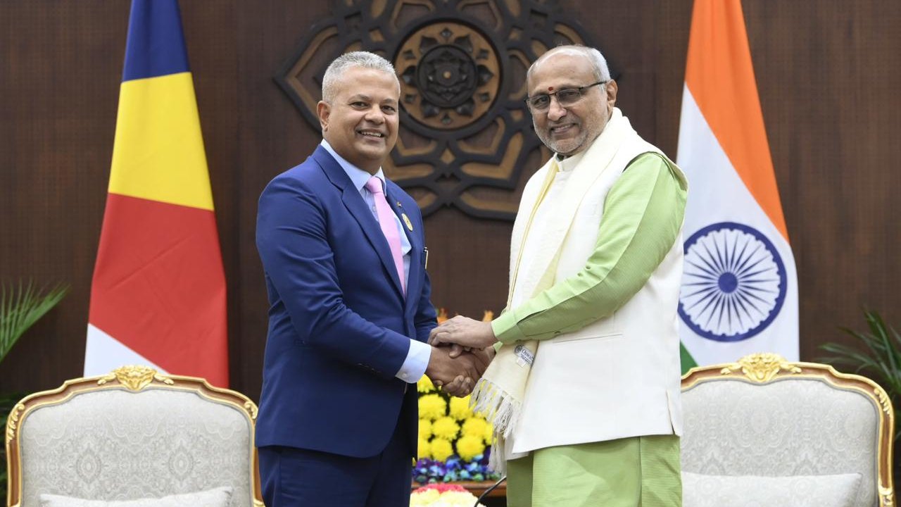 भारत और सेशेल्स ने समुद्री सुरक्षा, माल ढुलाई सहित द्विपक्षीय सहयोग को मजबूत करने पर चर्चा की