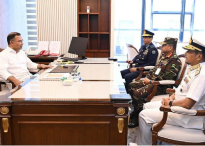 Bangladesh: Army, Navy and Air Force Chiefs call on Prime Minister Tarique Rahman 