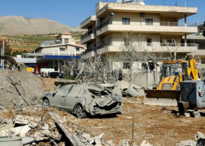 Israeli airstrikes on eastern Lebanon kill eight members of the Hezbollah group