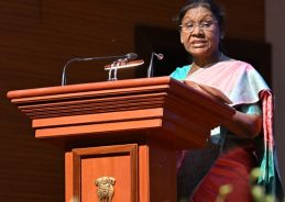 President Droupadi Murmu inaugurates four Day National Arogya Fair at Shegaon in Buldhana District