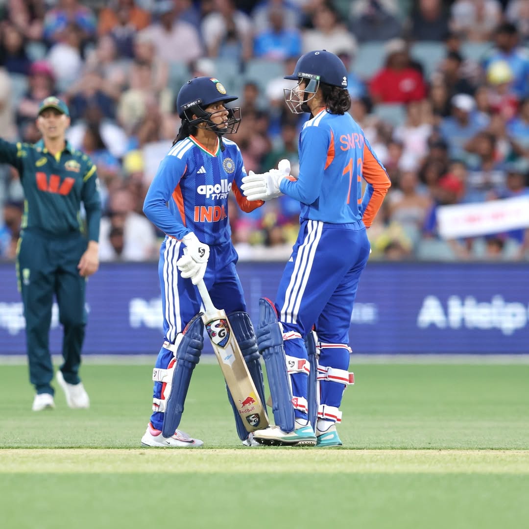 भारत ने महिला टी-20 क्रिकेट मैच में ऑस्ट्रेलिया को 17 रन से हराकर श्रृंखला 2-1 से जीतीं