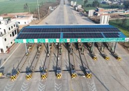 Government to end cash payments at all National Highway toll plazas from April 1