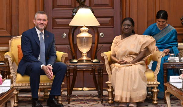 Slovak Republic President Peter Pellegrini meets President Murmu at Rashtrapati Bhavan