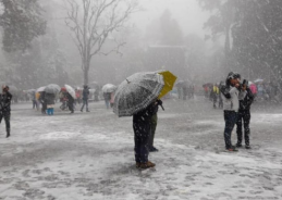 Heavy Snowfall Hits Darjeeling Hills in West Bengal