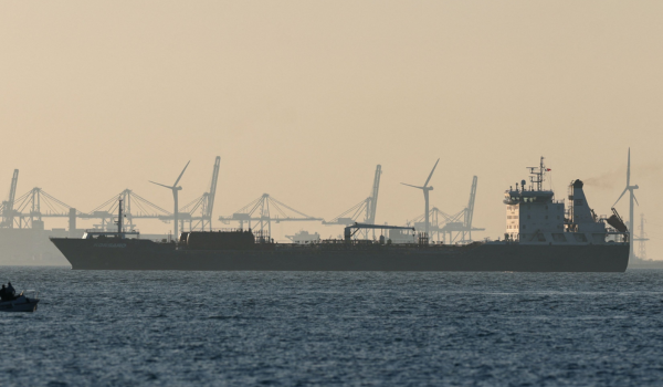 Aqua Titan Carrying Russian Crude Oil Reaches Mangaluru in Karnataka