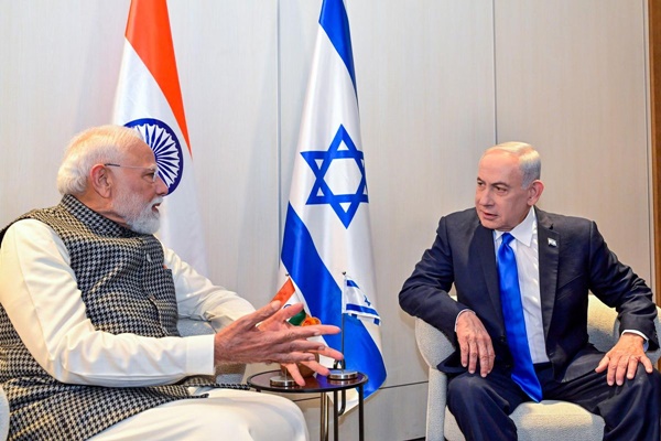 PM Narendra Modi Holds Telephonic Talks with Israeli PM Benjamin Netanyahu