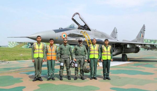 CAS Amar Preet Singh flies operational formation sortie on Mikoyan MiG-29UPG