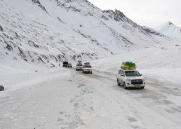 Traffic Resumes on Zoji La Pass in Ladakh After 6-Day Snow Closure
