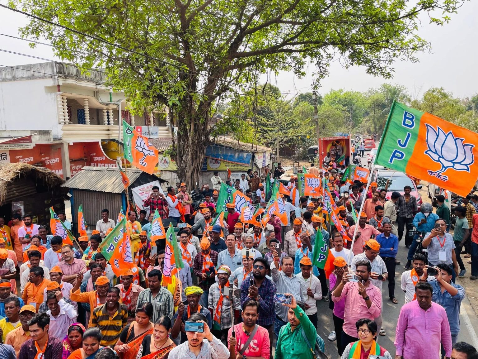 पश्चिम बंगाल में बीजेपी की परिवर्तन यात्रा शुरू