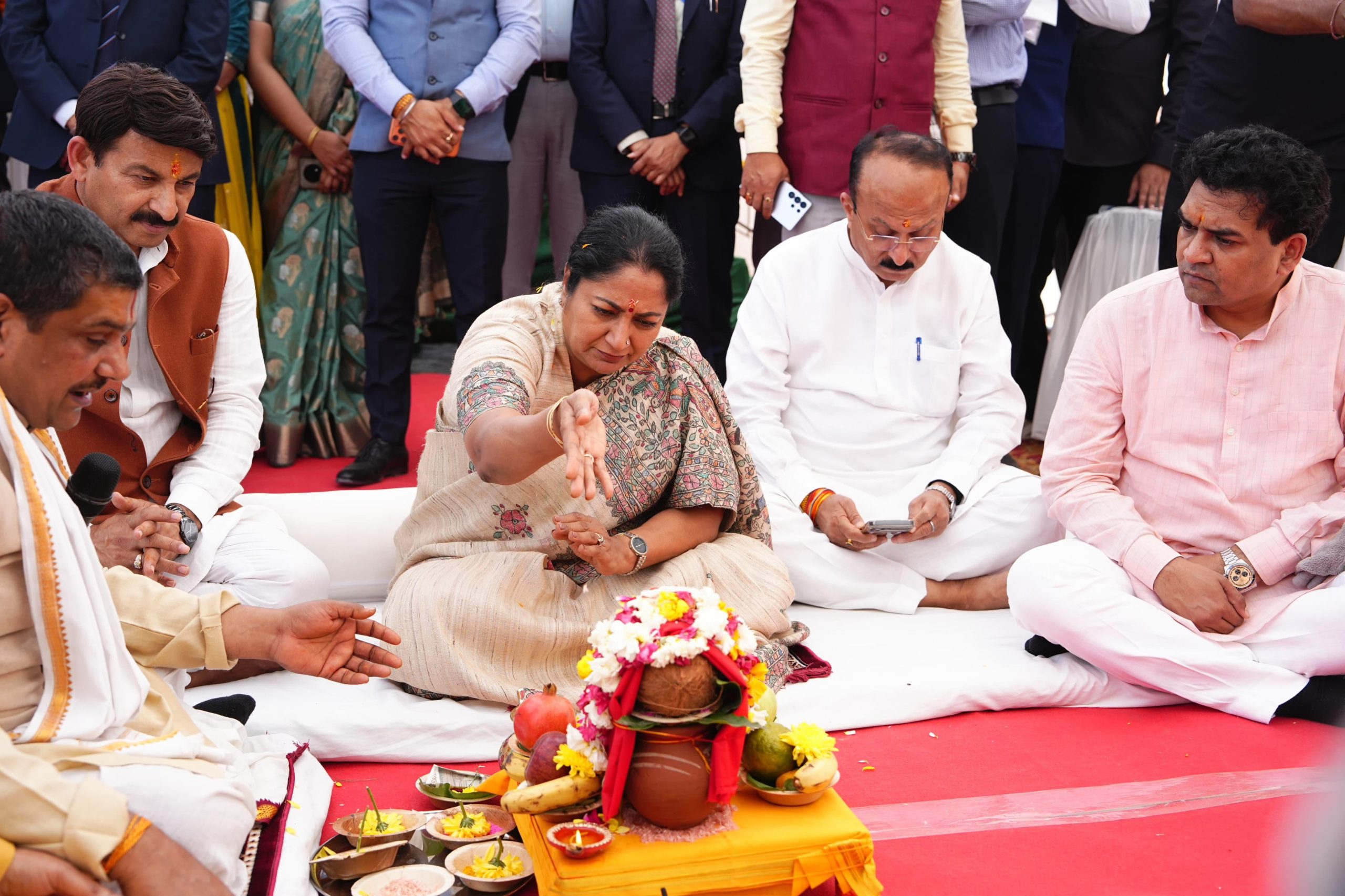 मुख्‍यमंत्री रेखा गुप्‍ता ने केंद्रीय विद्यालय के अस्थायी परिसर का उद्घाटन और स्थायी भवन के निर्माण के लिए भूमि पूजन किया