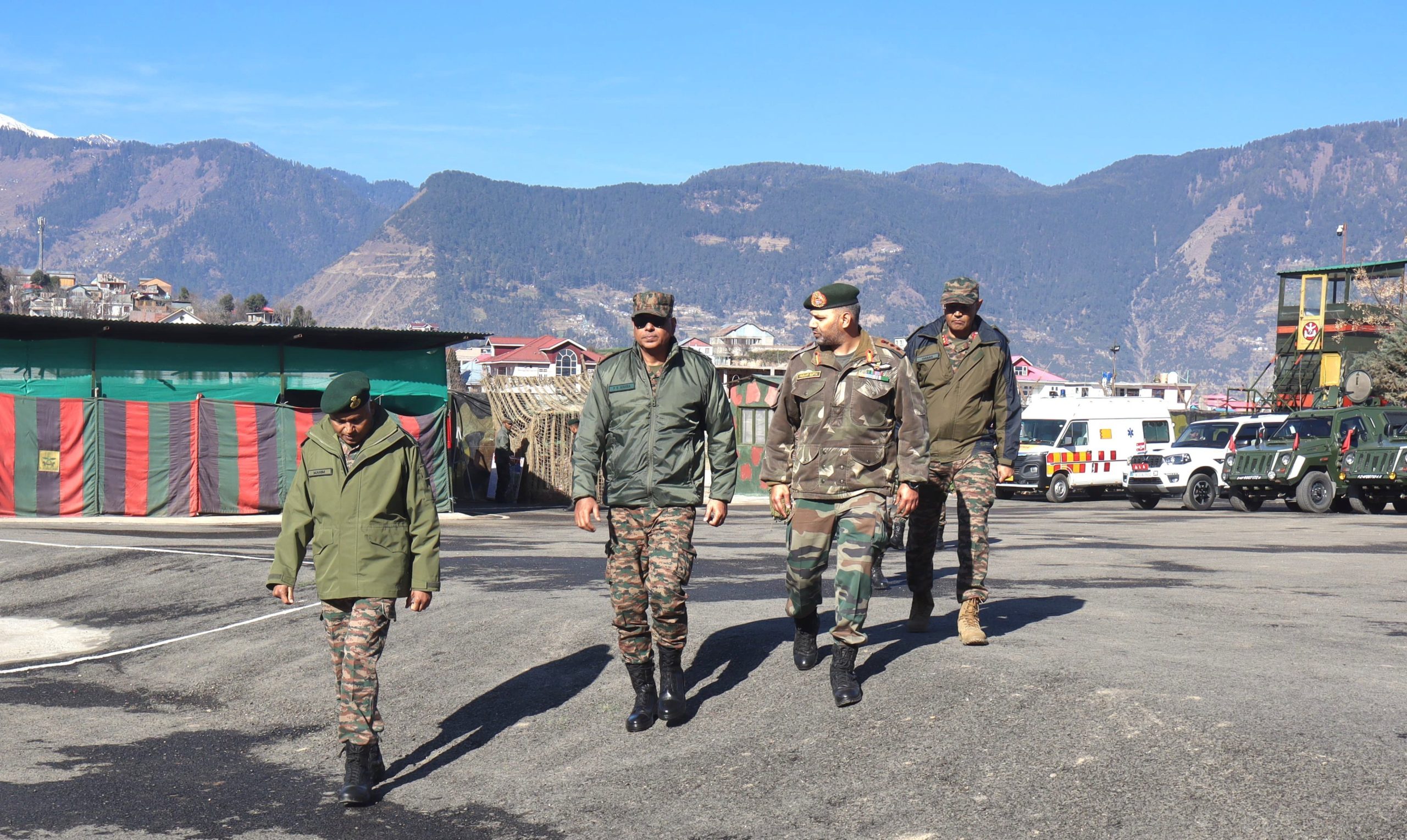 White Knight Corps Chief Reviews Security in Kishtwar, Orders Intensified Counter-Terror Ops
