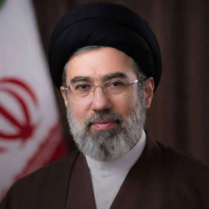 खाड़ी क्षेत्र में सभी अमेरिकी सैन्य अड्डे बंद कर दिए जाने चाहिए : ईरान के नए सर्वोच्च नेता मोजतबा खामेनेई