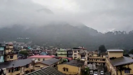 उत्‍तराखंड के विभिन्‍न हिस्‍सों के कुछ स्‍थानों पर हल्की बारिश और बर्फबारी की संभावना