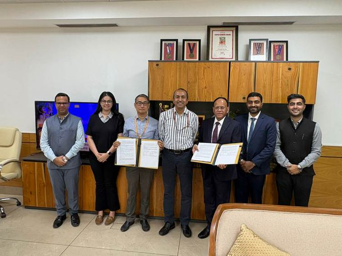 DPIIT signs MoU with leading AC company to support startups, innovators & entrepreneurs across country