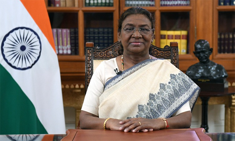 राष्ट्रपति द्रौपदी मुर्मु ने महावीर जयंती की पूर्व संध्या पर देशवासियों को हार्दिक शुभकामनाएं दी