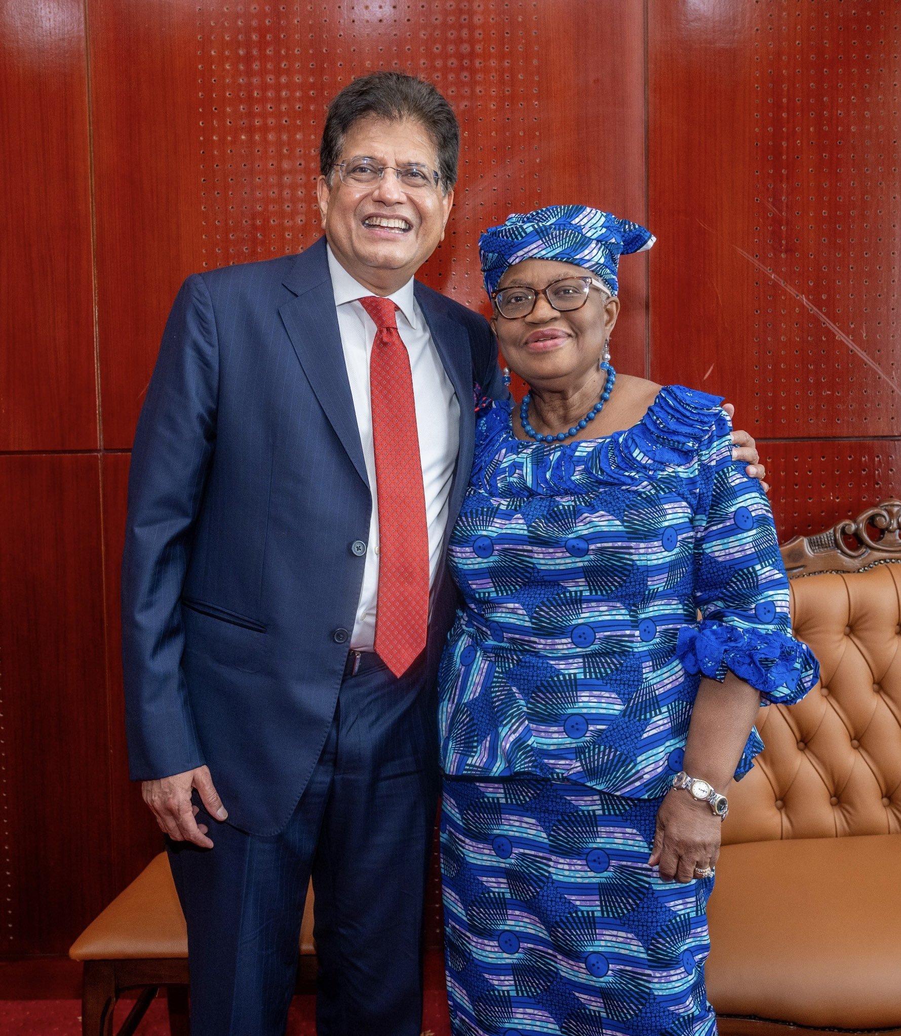 उद्योग मंत्री पीयूष गोयल ने याउंडे में अफ्रीकी समूह के मंत्रियों से मुलाकात की