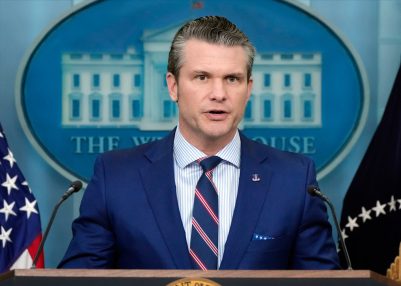 Pentagon Chief refuses to rule out US ground forces playing role in conflict