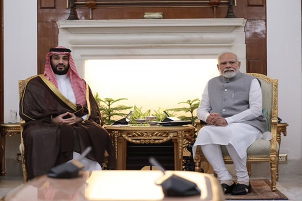 PM Modi Holds Talks with Saudi Crown Prince Mohammed bin Salman on West Asia Conflict