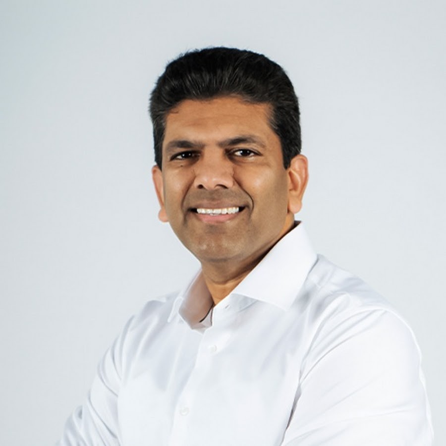 Minister of State for Rural Development Chandra Sekhar Pemmasani reviews progress of DAY-NRLM in Andhra Pradesh