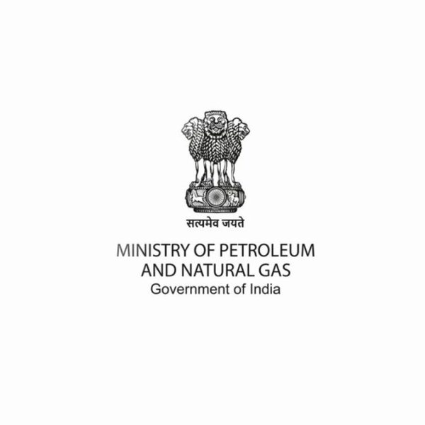 Centre writes to States & UTs to take action for hoarding & black marketing of LPG & other petroleum products