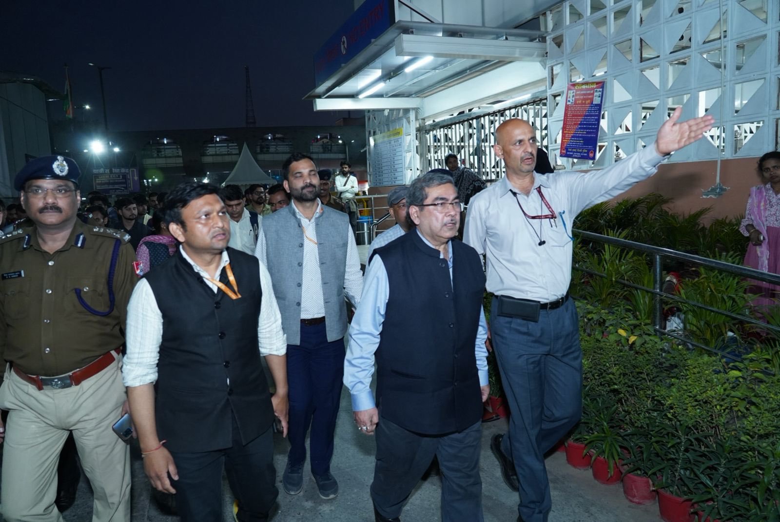 General Manager of Northern Railway Rajesh Kumar Pandey inspects upcoming Holi festival arrangements