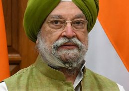 Petroleum & Natural Gas Minister Hardeep Singh Puri congratulates Numaligarh Refinery Limited