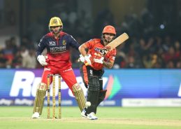 IPL 2026 Kicks Off in Bengaluru, SRH Set 202-Run Target for RCB